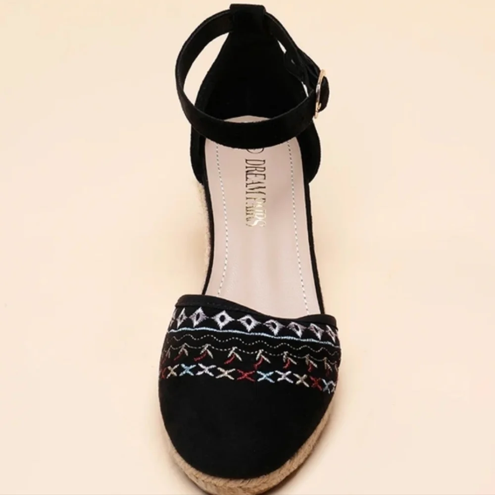 Dream Pairs Esperanza Platform Wedge Heels Size 7